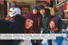  ?? Photos courtesy of Netflix ?? Kimberley Williams-Paisley, Judah Lewis, Oliver Hudson and Darby Camp in ‘The Christmas Chronicles’.