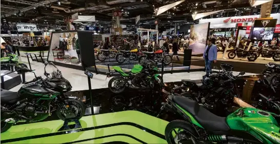  ??  ?? Kawasaki, Honda, Harley Davidson, KTM, BMW, Suzuki, Ducati… Tous sont au rendez-vous du Mondial de Paris, et ont dégainé pour l’occasion toute leur gamme et les dernières nouveautés.