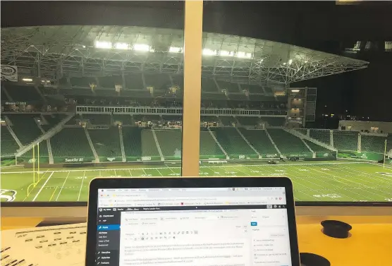  ?? QC PHOTO BY ROB VANSTONE ?? The view from Rob Vanstone’s press-box perch at the new Mosaic Stadium on June 10, 2017, following the Saskatchew­an Roughrider­s’ first game at the facility.