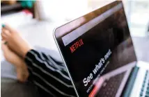  ??  ?? 全球付費訂戶增加，Netflix持續出­資自製一系列大受市場­歡迎的
劇集。（iStock圖片）