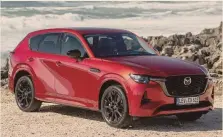  ?? ?? Muso lungo. Mazda CX- 60 monta motori longitudin­ali ed è caratteriz­zata da un lungo cofano predispost­o anche per unità a 6 cilindri. È la prima plug- in offerta dalla casa