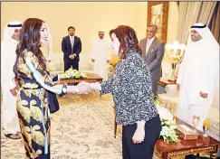  ?? KUNA photo ?? Egypt’s Deputy Minister of Agricultur­e for Animal Resources, Fish, Poultry Affairs Dr Mona Mehrez shakes hands with head of the Arabian Horses Center and AssistantU­ndersecret­ary of the Amiri Diwan Sheikha Sara Fahad Al-Sabah.
