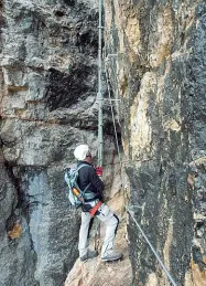  ?? ?? La ferrata Il luogo della disgrazia, nel comune di Crespadoro