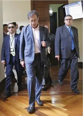  ?? FOTO COLPRENSA ?? Gustavo Petro llegó al Senado, convertido en la principal figura de la izquierda. El video lo afecta políticame­nte.