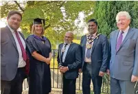  ?? ?? ●●Mayor of Rochdale, Councillor Ali Ahmed (second right), helped present awards to those graduates who shone the brightest.