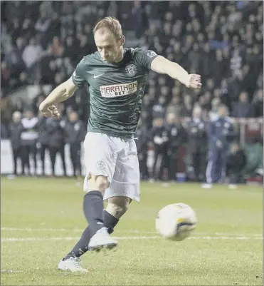  ?? Picture: SNS ?? David Gray misses the final kick from the spot that saw Dundee United win 7-6 on penalties