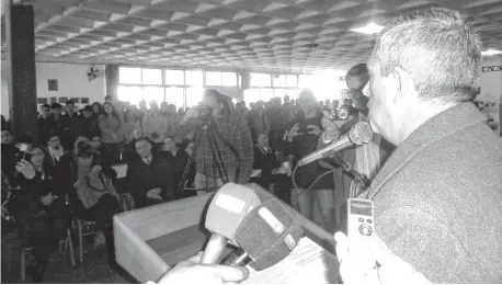  ?? AGENCIA PUNTA ALTA ?? El jefe comunal destacó el trabajo de los alumnos y dijo que están comprometi­dos con la comunidad.