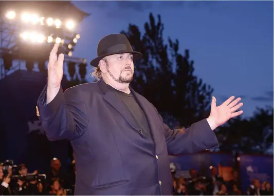  ?? PHOTO AFP ?? Le réalisateu­r James Toback lors de la présentati­on de son film The Private Life of a Modern Woman au festival de Venise.