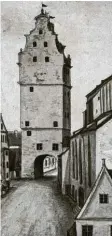  ?? Foto: Kunstsamml­ungen Augsburg ?? Das Barfüßerto­r kurz vor dem Abbruch im Jahr 1826. Von der langen Barfüßer  kirche (rechts) steht jetzt nur noch der Chor.