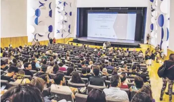  ??  ?? El Centro de Extensión del Instituto Nacional acogerá al Centro Arte Alameda. ►