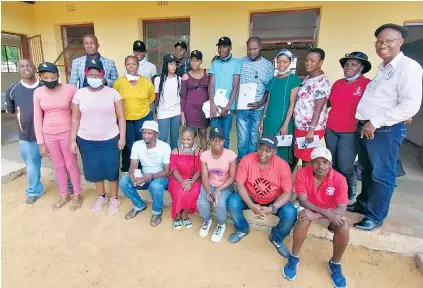  ??  ?? Gonnafela Letlole, right, is bringing education closer to rural communitie­s in Mpumalanga.