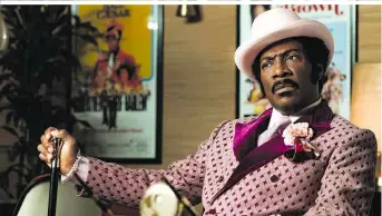  ??  ?? Eddie Murphy spielt im Fim „Dolemite Is My Name“Comedy- und Rap-Legende Rudy Ray Moore