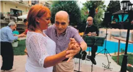  ??  ?? Tony Camilleri’s performanc­e enlivened the celebratio­ns of the Internatio­nal Day of Older People at Casa Antonia and took the audience down memory lane