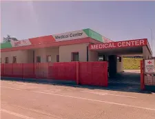  ??  ?? La clinica Il centro medico al Circuito del Mugello, in Toscana