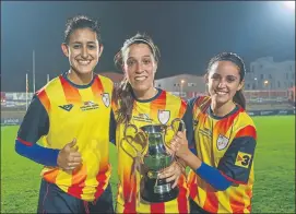  ?? FOTO: FCF ?? Elba, Baudet y Brenda Tres de las embajadora­s de la 7ª Jornada de Fútbol Femenino
