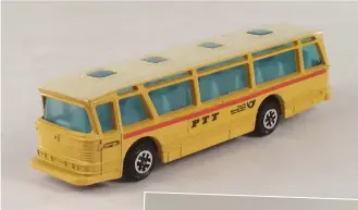  ??  ?? ▼ Dinky Toys Swiss Postal Bus (No 293) - the Duple Viceroy 37 Coach with a new identity.