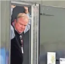  ??  ?? Longtime team owner Dale Coyne keeps an eye on preparatio­ns of Sebastien Bourdais’ car before practice at Road America.