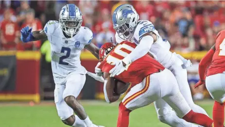  ?? JUNFU HAN/DETROIT FREE PRESS ?? Lions linebacker Derrick Barnes tackles Chiefs running back Isiah Pacheco during the second half of the Lions’ 21-20 win on on Sept. 7 in Kansas City, Missouri.