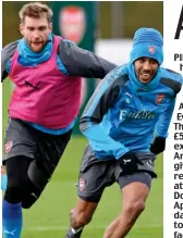  ?? GETTY IMAGES ?? Catch me if you can: Mertesacke­r is outpaced by Aubameyang