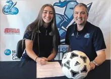  ?? NIAGARA COLLEGE ?? St. Francis Catholic Secondary School graduate Sophia Al-Kayed, left, with Niagara College women's soccer head coach Rob Lalama.