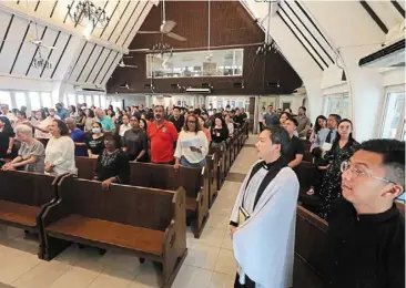  ?? — SAMUEL Ong/the Star ?? Full house: Parishione­rs attending Good Friday services at St Mary’s anglican cathedral in Kuala Lumpur.