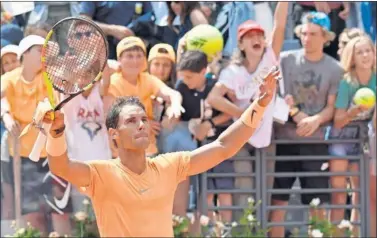  ??  ?? SATISFECHO. Nadal supo cambiar la dinámica del partido para derrotar a Fognini.