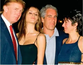  ?? ?? VIPs: Maxwell, right, and Epstein, second right, with Donald Trump and future wife Melania in 2000 and, below, with Bill Clinton in 1993