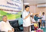  ??  ?? Delhi Chief Minister Arvind Kejriwal interactin­g with representa­tives of RWAS/NGOS during a meeting on Sunday