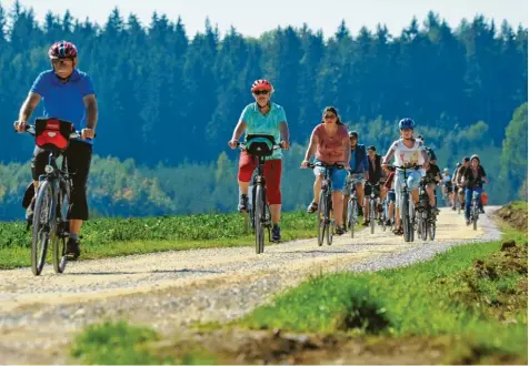  ?? Foto: Aumiller (Archiv) ?? Der Donautal-Radelspaß in Wertingen fällt dieses Jahr wegen der Corona-Pandemie aus. 2021 sollen dann tausende Radler in der Zusamstadt starten.