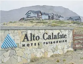  ??  ?? Icono. El Alto Calafate, insignia del emporio hotelero de los Kirchner.