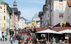  ??  ?? Frühlingse­rwachen im Oberland – Ostermarkt BAD TÖLZ