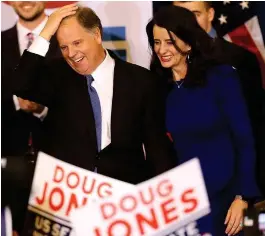  ?? Foto: Lehtikuva/aFP/Justin suLLivan ?? ■■ Demokraten Doug Jones gjorde det få trodde var möjligt. Han vann det konservati­va Alabamas fyllnadsva­l till USA:s senat.