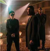  ?? Warner Bros. Pictures ?? Jessica Henwick, from left, Keanu Reeves and Yahya Abdul-mateen II star in “The Matrix Resurrecti­ons.”