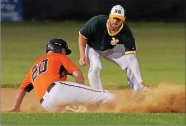  ?? BOB RAINES — DIGITAL FIRST MEDIA ?? Diamond runner Sean Phelan beats the pick off throw to Nor-Gwyn’s Jason Mills earlier in the playoffs.