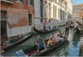  ?? FRANCESCA VOLPI/THE NEW YORK TIMES 2022 ?? Starting April 25, tourists visiting Venice on busy dates will be required to register on a website and pay an entry fee of a little over $5.