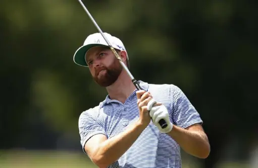  ?? Associated Press ?? Chris Kirk, who is on the road back from alcohol abuse and depression, is seeking his fifth PGA Tour win and first since 2015.