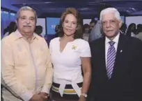  ??  ?? Tony Haddad, Patricia Portela y Santiago Reinoso.