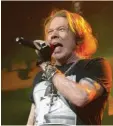  ?? Foto: dpa ?? Axl Rose, 56, bei einem Konzert Ende 2017 in Kalifornie­n.