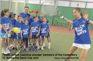  ?? Picture: Chris Davey FM4372958 ?? Tiegan Aitken coaching younger members of the Canterbury TC during the Davis Cup visit