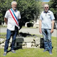  ??  ?? Le maire Eric Laborde et son adjoint Jean-Pierre Dugros