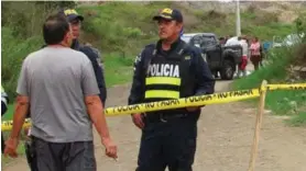  ?? KEYNA CALDERÓN ?? El cuerpo del taxista informal William Alfaro Funes, de 50 años, apareció en una calle solitaria de la Lima, Cartago.