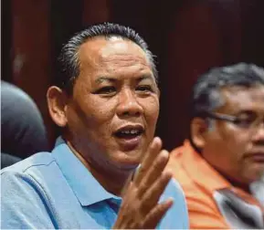  ?? BERNAMA PIC ?? Negri Sembilan Menteri Besar Aminuddin Harun says culprits have 24 hours to return the items before the state government lodges a report.