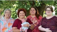  ??  ?? The Patterson family recently gathered for a five generation photo. Lorene Patterson, Ginger Robinson, John Allen Collier, Maranda Delacerda and Makayla Stacks are pictured.