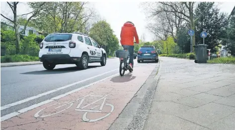  ?? FOTO: ACHIM BLAZY ?? Das Land Nordrhein-Westfalen will dieses Jahr wieder viele Millionen Euro in den Bau von Radwegen investiere­n.