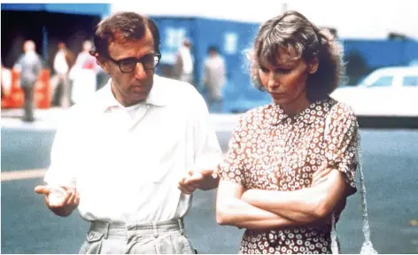  ?? FOTO: FILMVERLEI­H ?? Woody Allen und Mia Farrow in dem Film „Hannah und ihre Schwestern“.