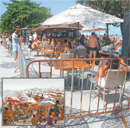  ?? FOTOS: RICARDO CASSIANO ?? O cercadinho na Praia do Pepê, na Barra da Tijuca, e a areia tomada por milhares de banhistas ( detalhe)