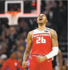  ?? Rich Pedroncell­i / Associated Press ?? Guard Kent Bazemore returns to the Warriors after stints with four other teams, the latest being Sacramento.