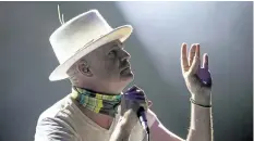  ?? ERROL MCGIHON/POSTMEDIA NETWORK ?? The Tragically Hip front man Gord Downie performing at the Canadian Tire Centre in Ottawa on Thursday. Fans across the country will gather to watch what many expect to be their final concert Saturday night in Kingston.