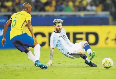  ?? Archivo / efe ?? La selección argentina de Lionel Messi figura en la quinta posición entre las favoritas para ganar el próximo Mundial en Rusia.