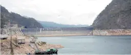  ?? Foto Andro rodríguez ?? DÉFICIT. El bajo nivel de la represa Francisco Morazán afectará el suministro de energía en el valle de Sula y la región norte.